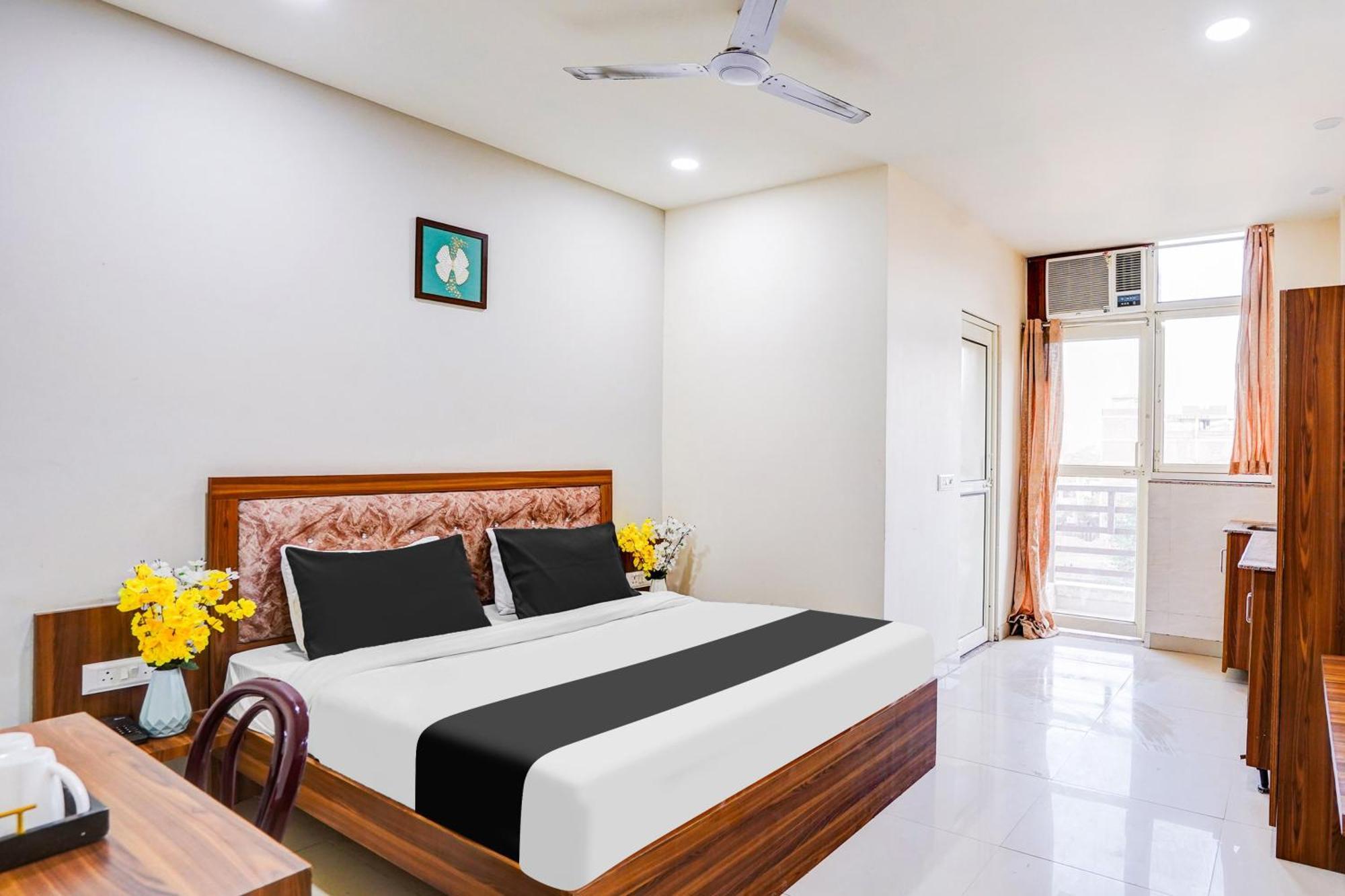 Super Collection O Sector 104 Noida Hotel Luaran gambar